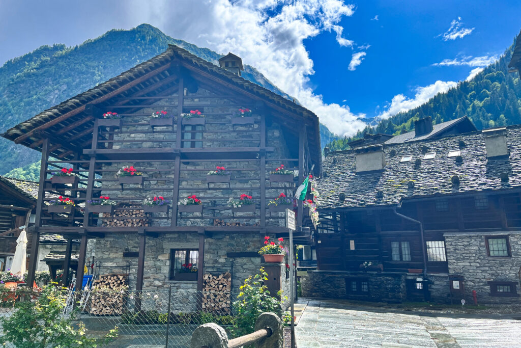 Ein Walserhaus in Alagna Valsesia. Foto: Birgit Matzinger